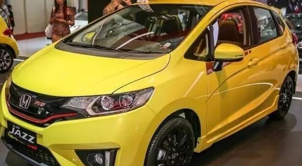 新款飞度上市售价8.58万起, 更有天窗版发布