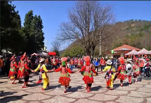 改革出精彩 转型促跨越 华侨城牵手世博一周