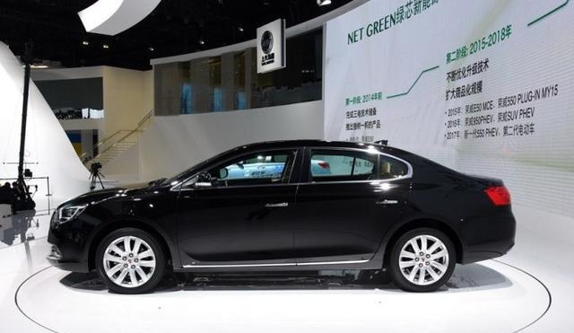 长5米中型车大帕萨特不少，2.0动力6.8个油，17万卖不动