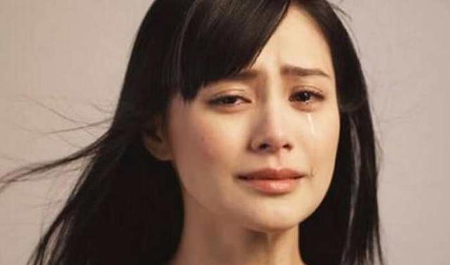 钟欣潼当年为何让陈冠希拍照而不阻止，如今订婚，终于说出真相