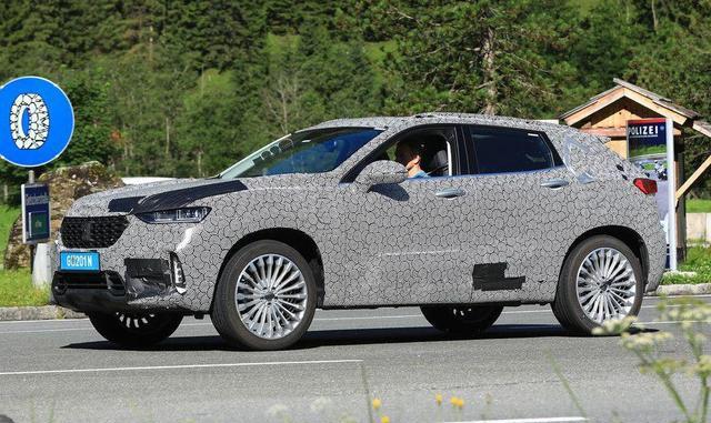 长城WEY VV7插电混动海外谍照 或亮相法兰克福车展