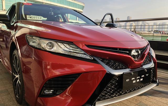 从中庸大叔到凌厉跑男