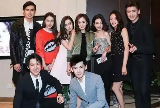 从迪丽热巴到李溪芮再到她