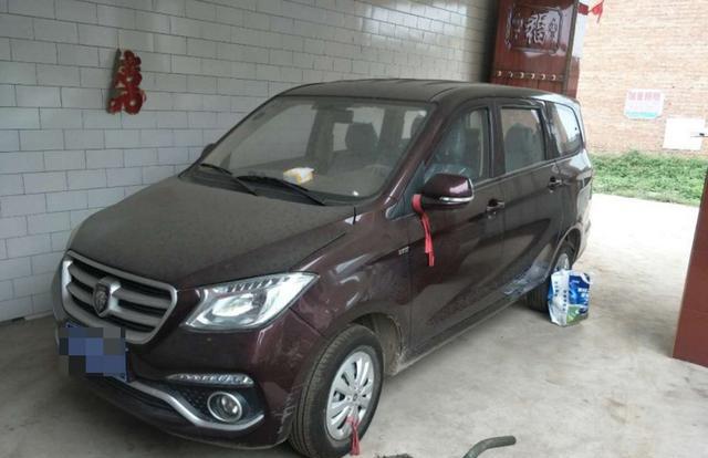 朋友叫我放弃五菱宏光买这车，老司机都说我会买车！