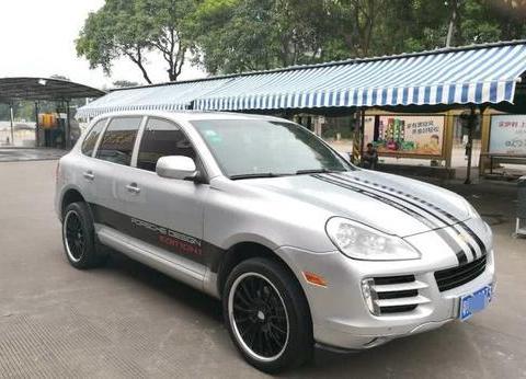 20万的公里保时捷卡宴,车主表示:真修不起了!!