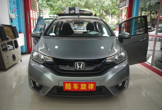 新飞度音响改装经济实惠而又有蛮不错的音响效果的改装方案