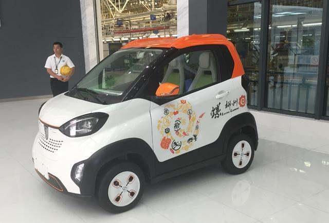 3万块钱左右的宝骏E100怎么样