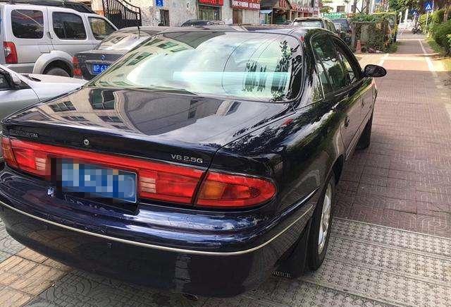 看看15年前的别克新世纪, 让你知道别克减配到什么程度