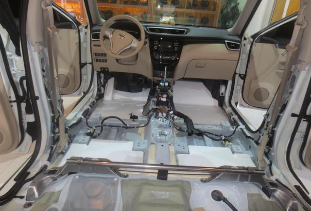 刚买的新车，拆成这个样子，你心疼吗？