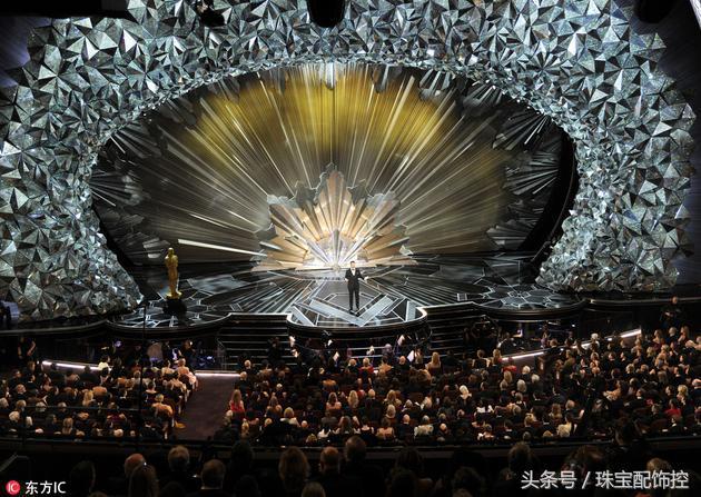 2018奥斯卡90周年动用4500万颗仿水晶 等100