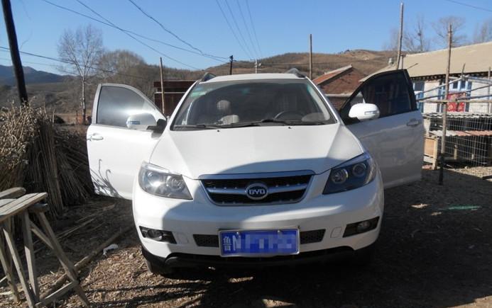 比亚迪S6车主把车借给朋友, 当车主看到爱车后, 差点哭了出来!