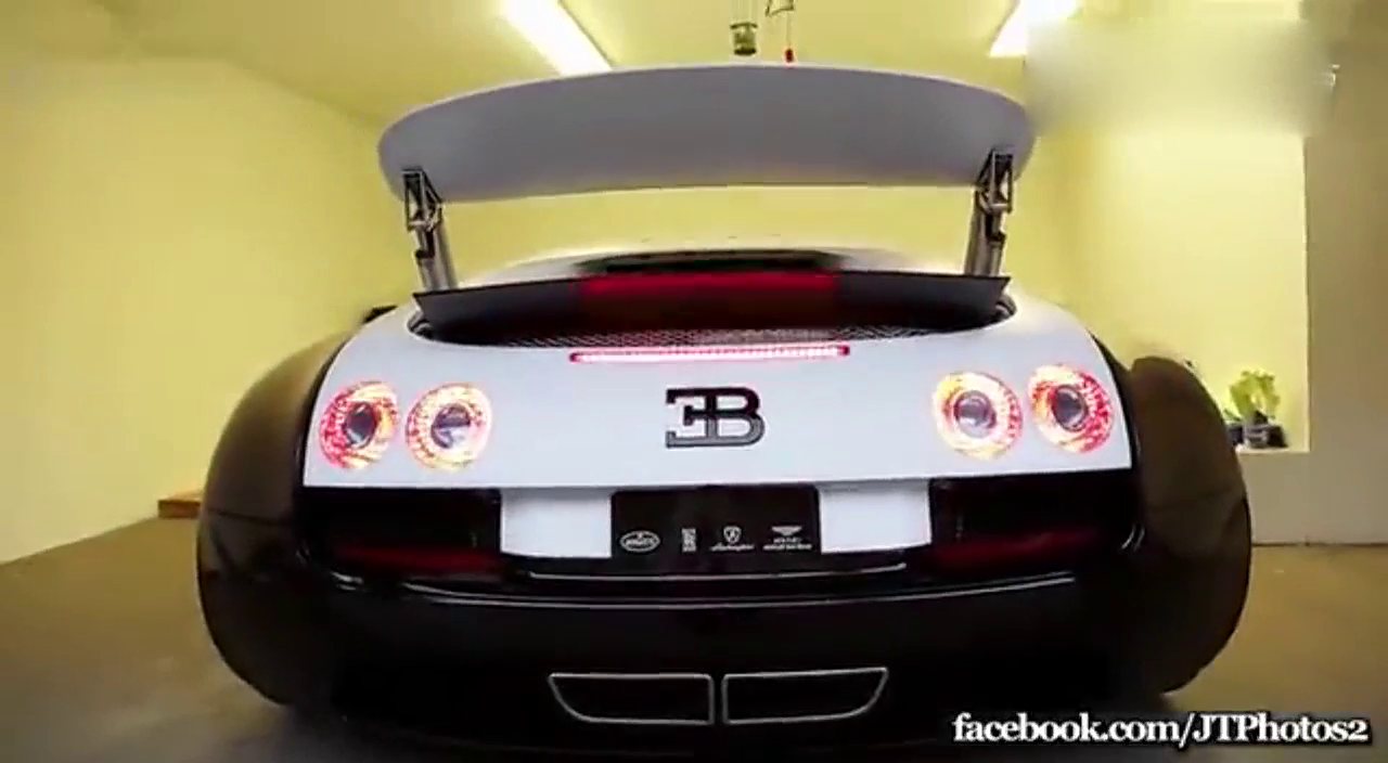 16岁男孩开限量版超级跑车，太拉风！