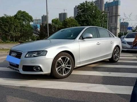 落地价40万,现在1的2万,第一次打开后尾箱,不经意地笑了!