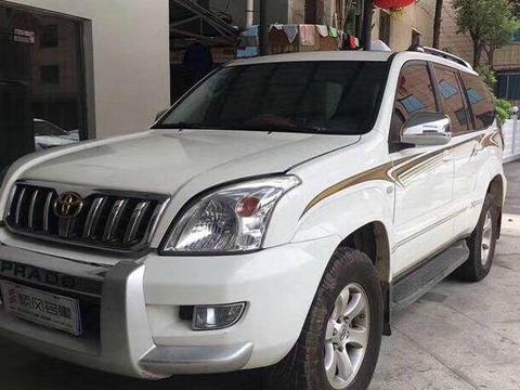 丰田霸道和陆地巡洋舰有什么区别，网友，真不是浪得虚名的