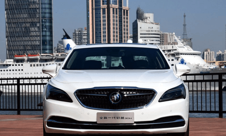 新款君越价格20万起, 内饰精致, 性价比高