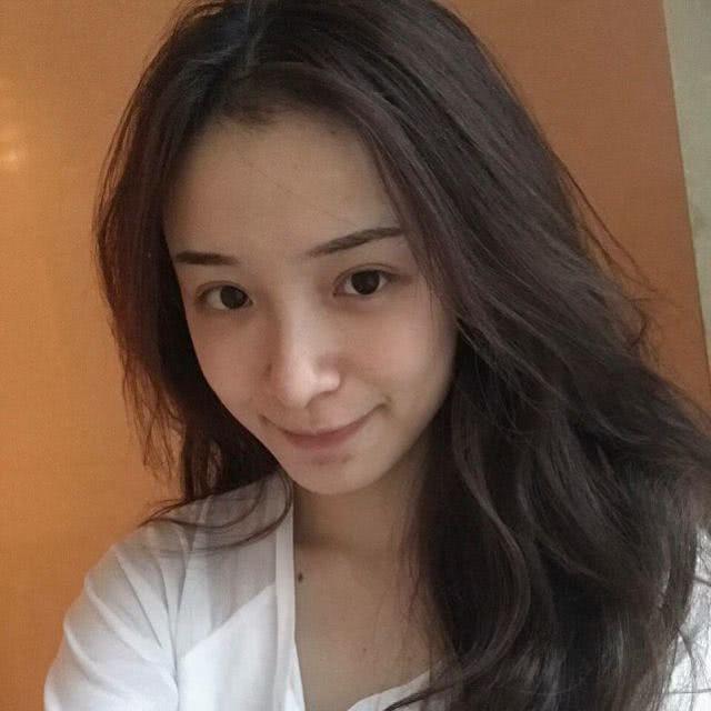 斗鱼素颜最漂亮的5位女主播:冯提莫上榜，第3位是清华大学的