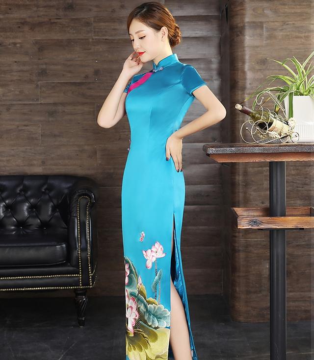 蓝色真丝旗袍--美丽文静外面，洁净永恒的柔情，清丽典雅的气质