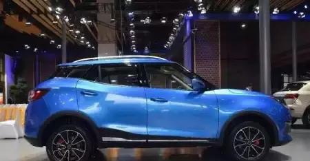 顶配才6W，老百姓就是喜欢这样的SUV，网友：宝骏吉利是没戏了