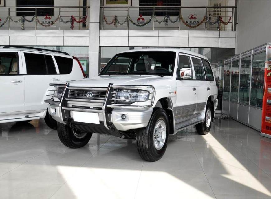 全时四驱配差速锁，比普拉多便宜26万，放弃帕杰罗！