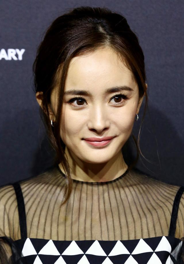 为什么都说杨幂眼睛美? 看看就知道了