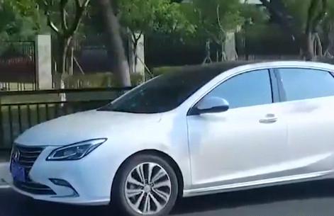 号称为国人量身定做的全新轿车睿骋CC，主打家用，可谓野心不小