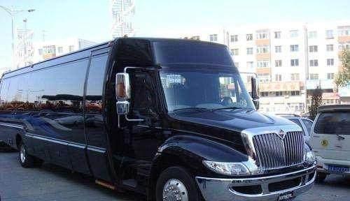 赵本山靠小品买下房车，范冰冰却用“身体”换来了房车