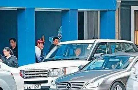 任达华的车打99分，郑伊健的车打78分