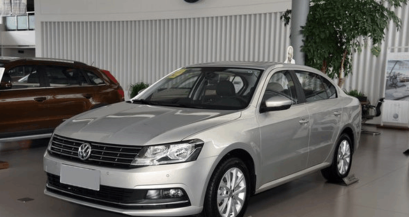 位居月销量榜的一二名, 你会选择朗逸还是轩逸