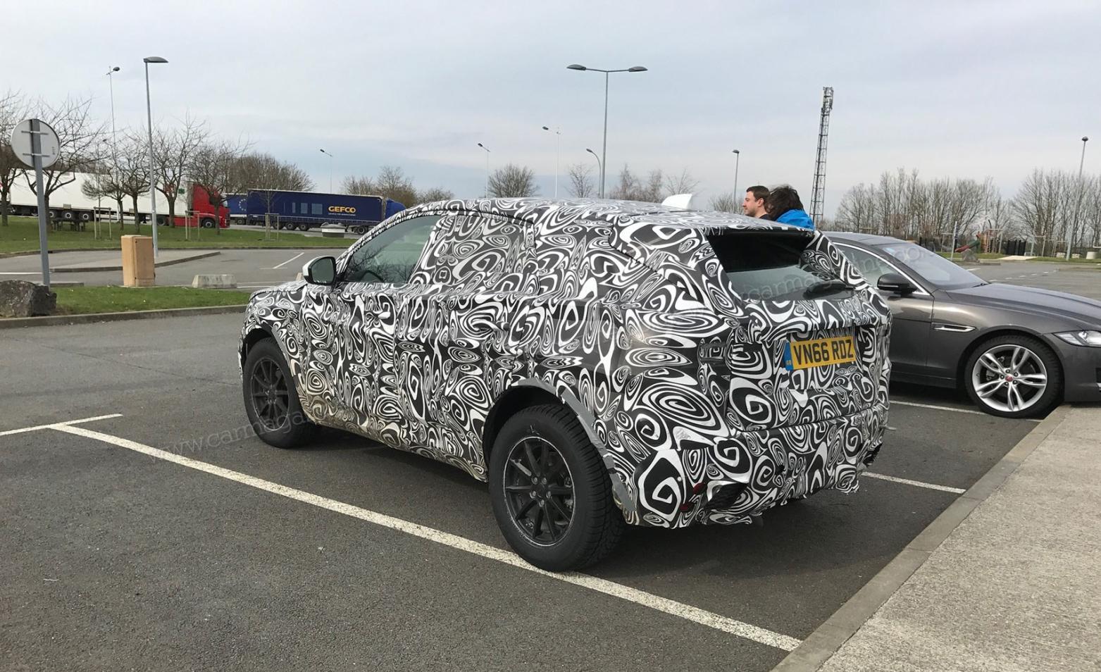 捷豹e - pace紧凑型跨界车在1月的售价为39, 595美元