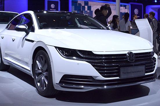 全新大众CC延续无框车门2.0T+7DSG，新车8月上市，外观美到爆炸