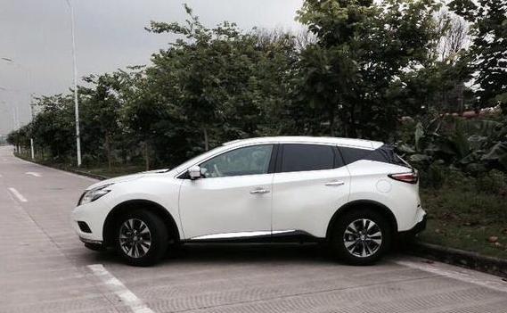 还在盲目“跟疯”买大众途观L? 单靠“悬浮车顶”就足以闪瞎眼