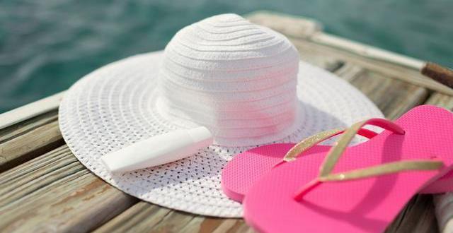 骑电瓶车的MM夏天晒黑怎么办?用这几款搭配