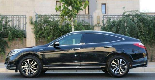 质量胜宝马，标配全景天窗，惨跌15万却成最失败车，导致停产