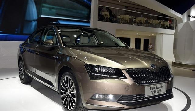 迈腾同平台, 14万无人买, 比帕萨特高端, 若换个标的贵好几万