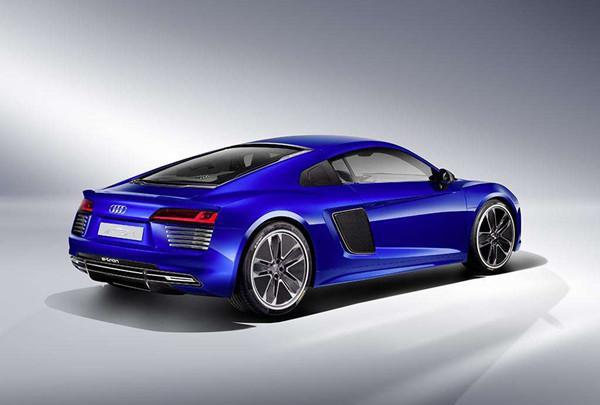 奥迪宣布将研发电动超跑对抗宝马！