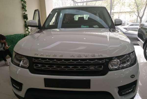 路虎揽胜运动汽油版现车大降价 新款路虎揽胜多少钱