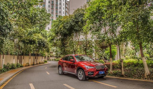 130万买的宝马X6, 如今也过时了