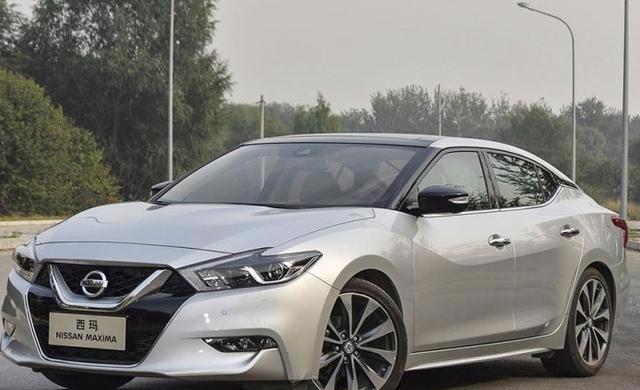 最坑的“合资”车, 与天籁同平台, 拖拉机的配置卖出奔驰的价格