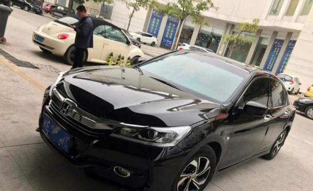 “20-30万日系中型三厢车“有新的文章更新，请注意查收