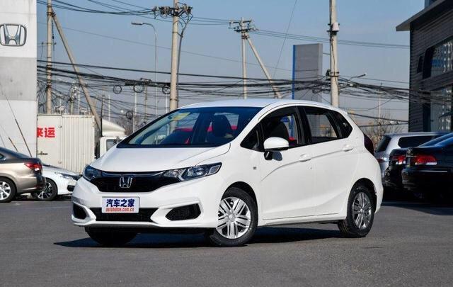 本田飞度的优缺点都有哪些？车主行驶了4000公里后有话说