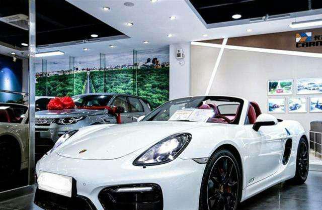 新车价110万, 现在80万, 保时捷、敞篷、红色内饰