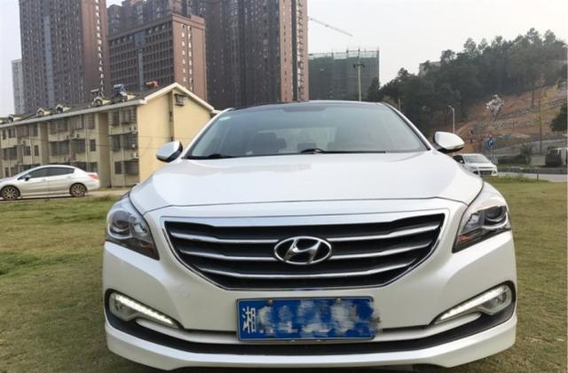 落地价16万，现在只需9万，外观设计大气，适合开着上下班买菜