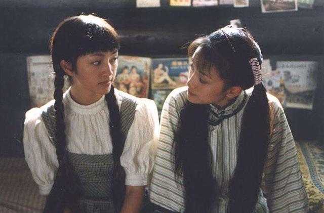 当年超级火的《像雾像雨又像风》现在看里面真