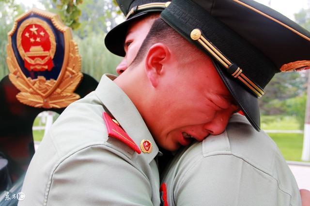 退伍证的作用与用途, 军费增幅, 军人提高待遇指