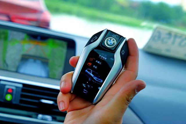 玩得彻底,全新BMW X3昆明体验日