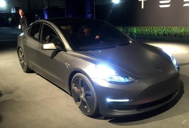 Model 3将上市，起步价或30万以内，这是特拉斯要国产吗