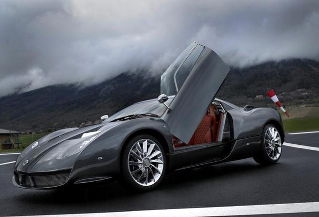 公认世界最顶级跑车, 纯手工打造, 390万, 但有钱也不一定能买到