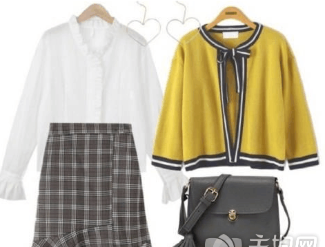 格纹半身裙怎么搭配 格纹半身裙冬季搭配什么
