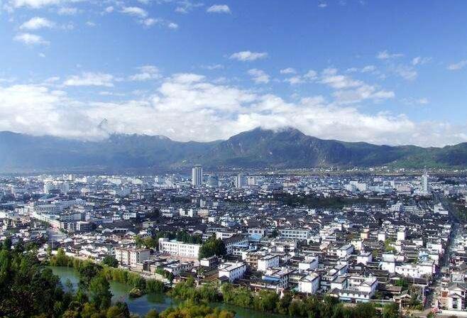 云南人均最穷的地级市, 有小昆明之称