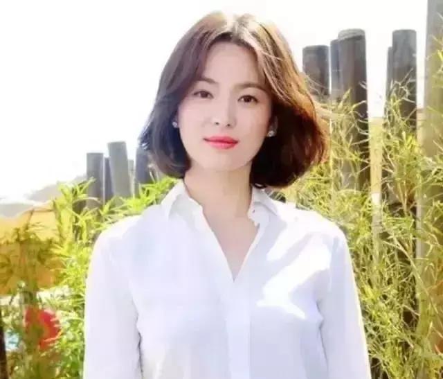 女人30岁以后留什么发型有气质?